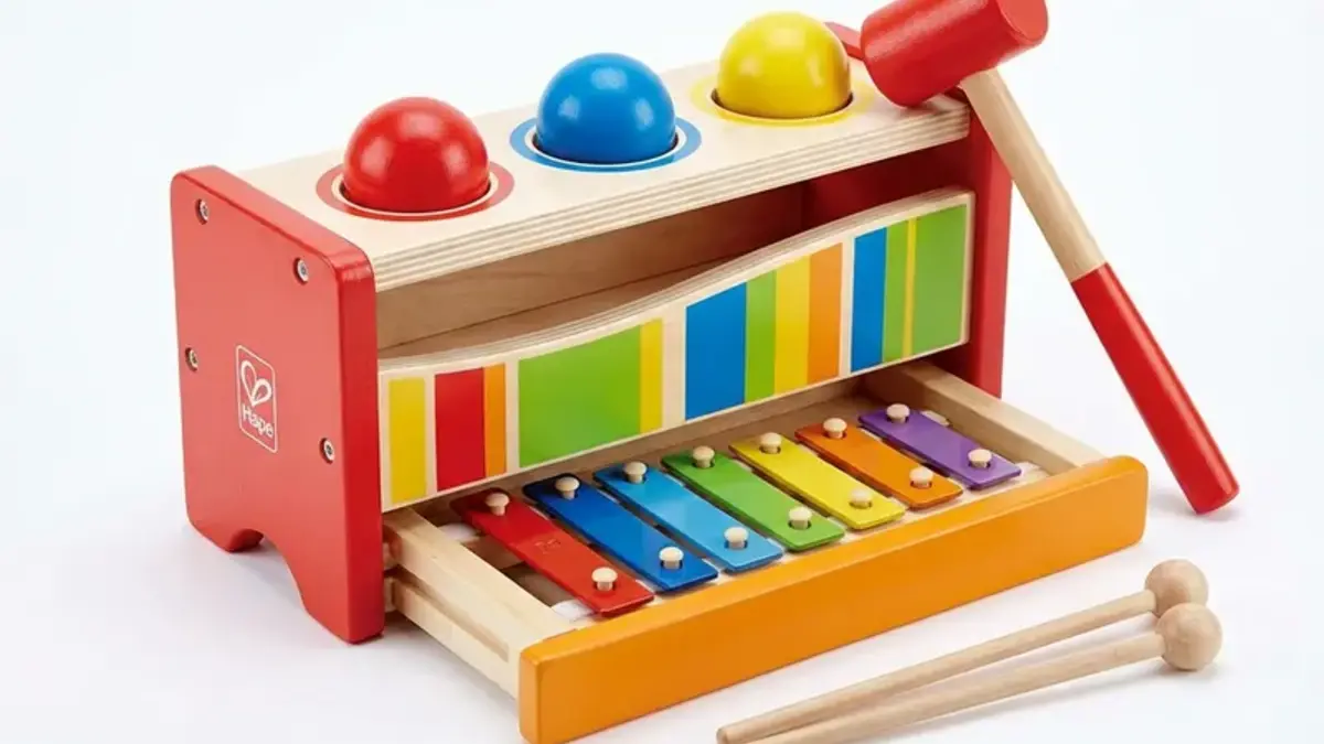 Best Montessori Toys for 1-Year-Olds in 2026: Honest Picks, Budget Swaps, and What to Skip